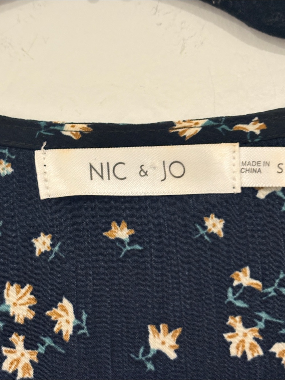 Nic & Jo Black Floral V-Neck Midi and H & M red floral Dress - Picture 4 of 11